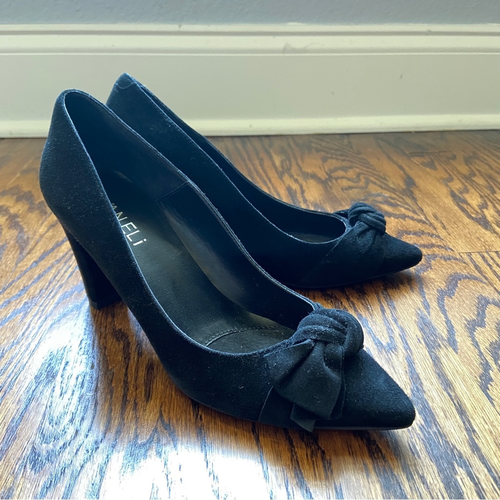 Black Velvet VANELi 3 Inch Comfortable Heel Pumps